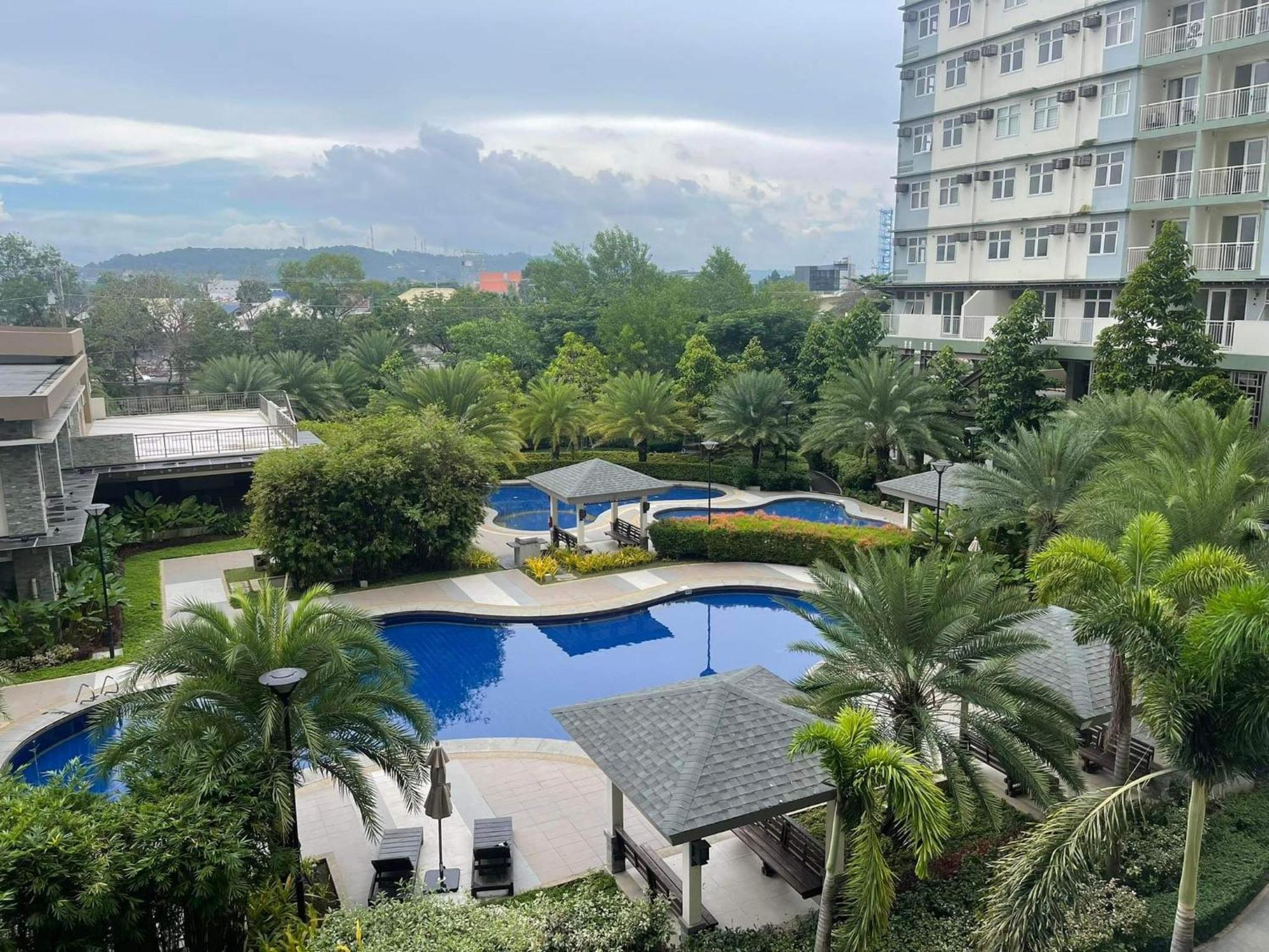 Verdon Parc Davao City With Balcony By Darpm Экстерьер фото